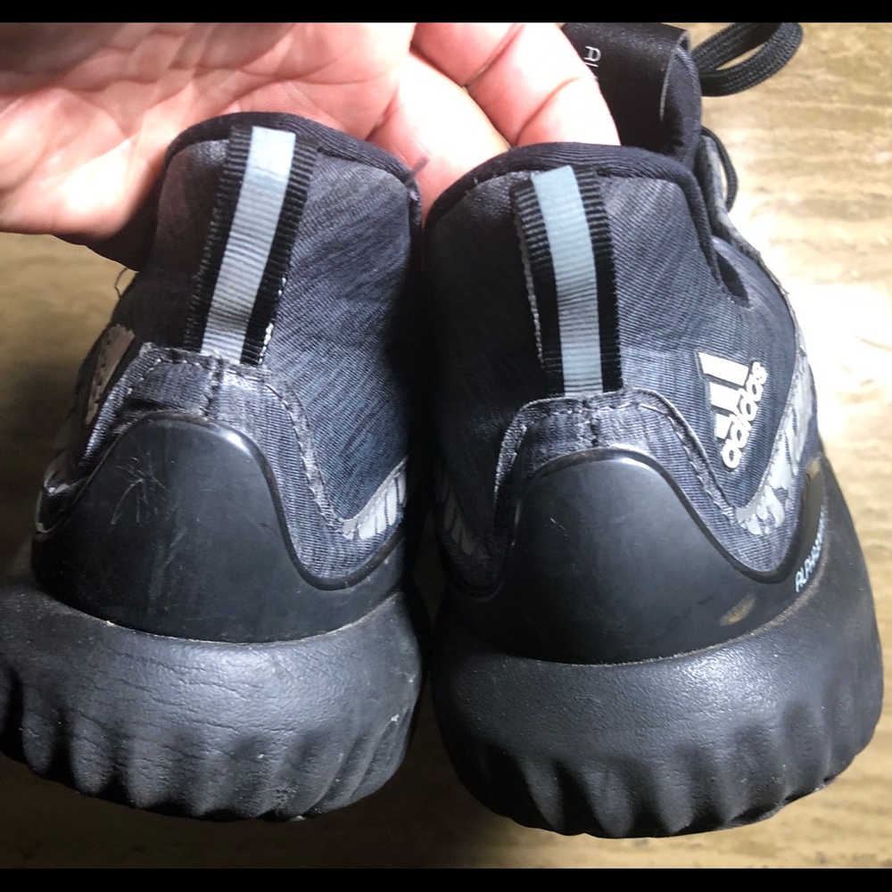 Adidas Sneakers Men Sz 11 - Picture 5 of 5